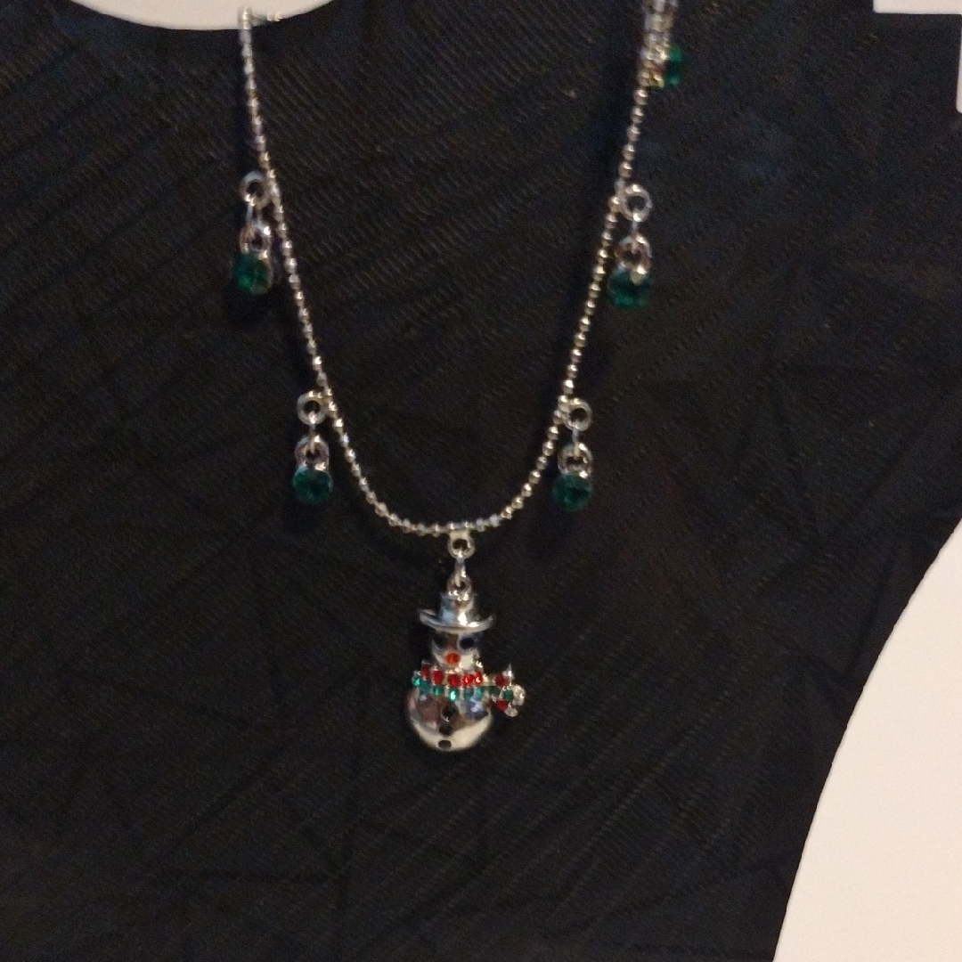 Genuine Crystal Silver Snowman Ankle Bracelet With Green Crystals.